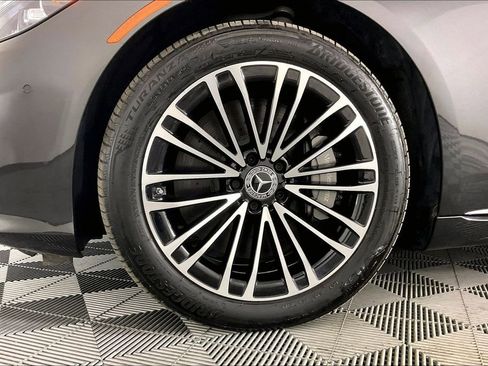 Used 2023 Mercedes-Benz S 580e 4MATIC Sedan image 8