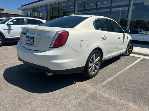 Used 2012 Lincoln MKS FWD image 5