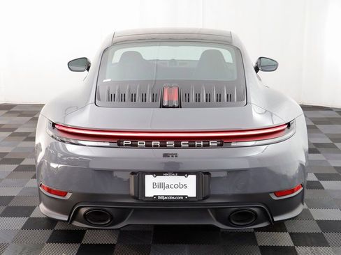Used 2025 Porsche 911 Carrera image 19
