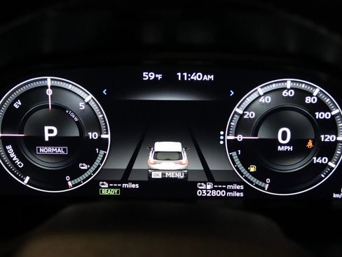 Used 2024 Mitsubishi Outlander 4WD Plug-In Hybrid image 44