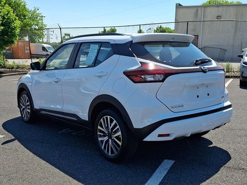 Used 2024 Nissan Kicks SR FWD image 4