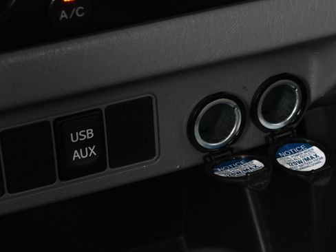 Used 2013 Toyota Tacoma 2WD Regular Cab image 18