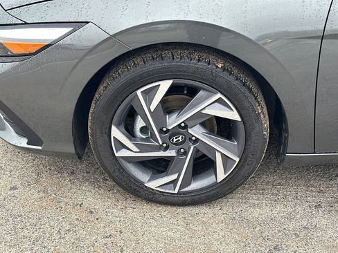 New 2025 Hyundai Elantra Sport image 11
