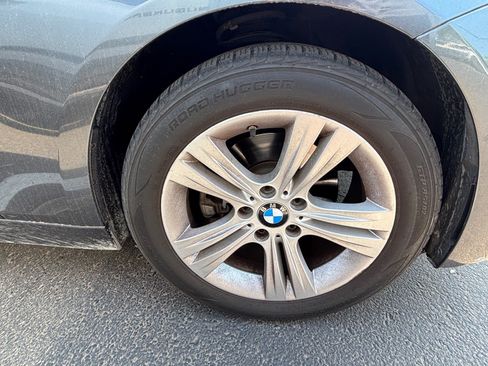 Used 2018 BMW 330i Sedan RWD image 6