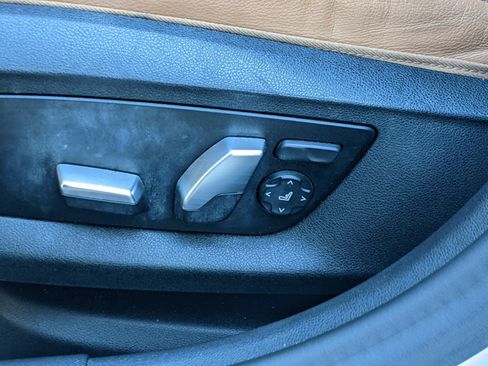 Used 2021 BMW 540i image 15