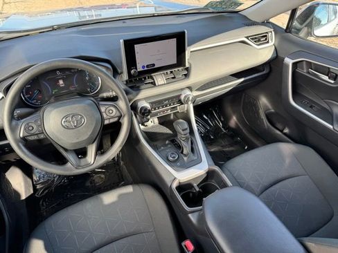 Certified 2025 Toyota RAV4 XLE image 6