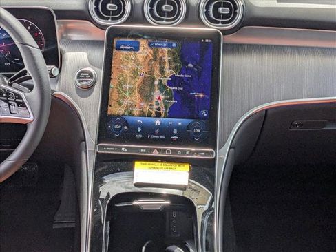 Certified 2025 Mercedes-Benz GLC 300 image 11