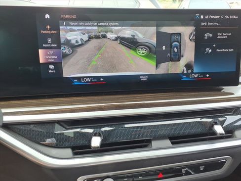 Used 2023 BMW X7 xDrive40i w/ Parking Assistance Package image 34