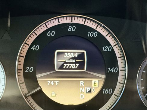 Used 2011 Mercedes-Benz E 350 Sedan image 8