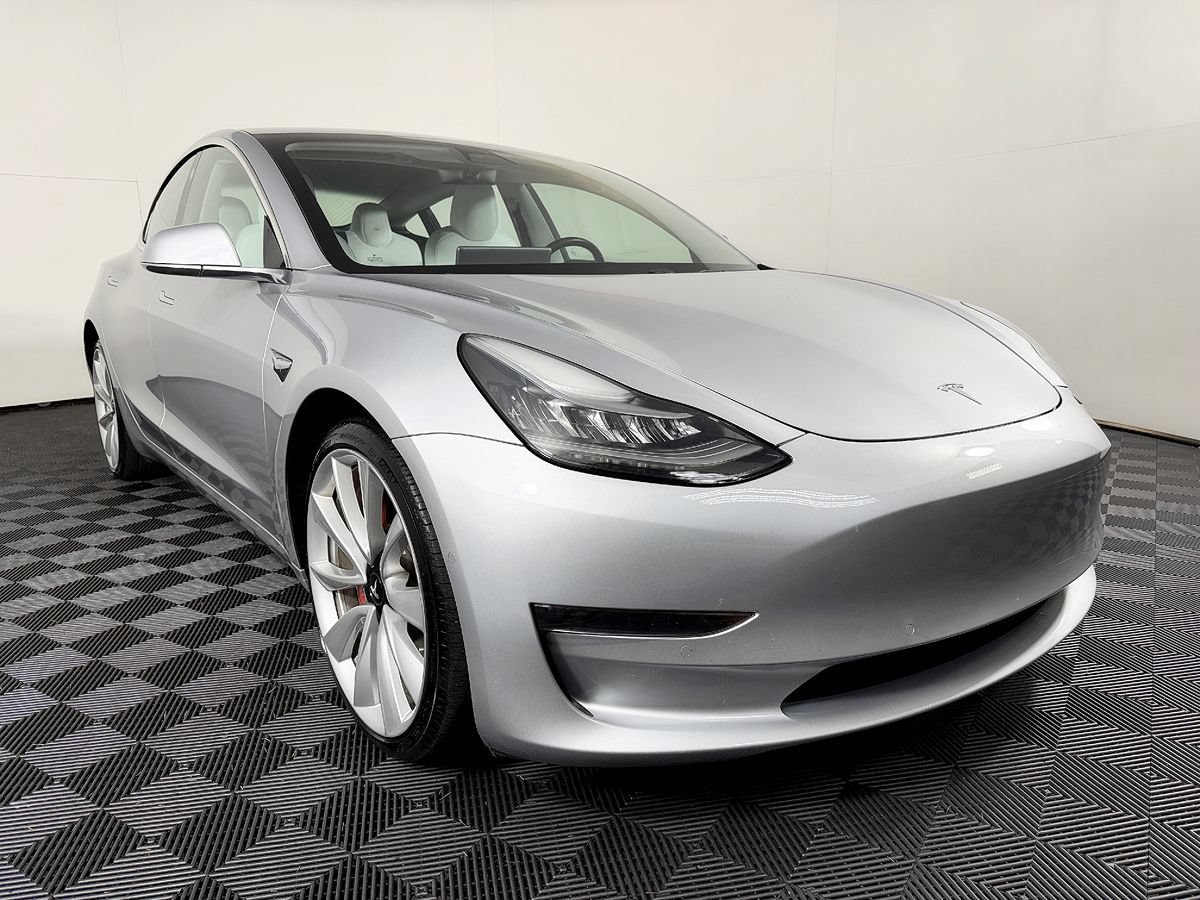 Used 2018 Tesla Model 3 Long Range AWD/4WD image 5