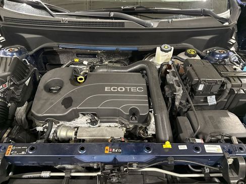 Used 2022 Chevrolet Equinox LS w/ LS Convenience Package AWD/4WD image 24