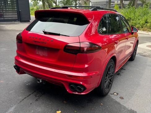 Used 2016 Porsche Cayenne GTS AWD/4WD image 2
