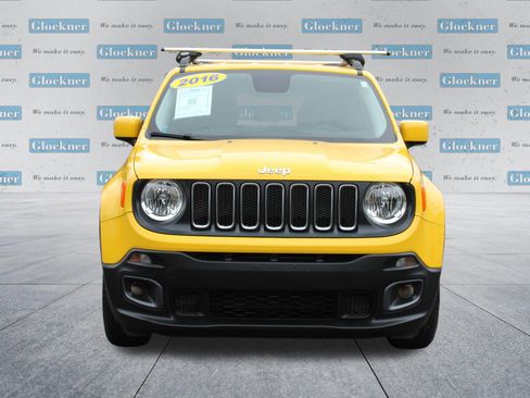 Used 2016 Jeep Renegade Latitude w/ Cold Weather Group image 2