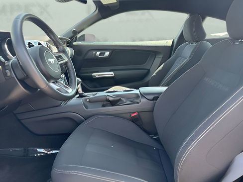 Used 2022 Ford Mustang GT w/ Equipment Group 301A RWD image 25