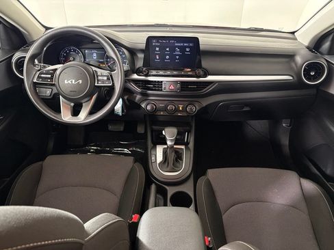 Used 2024 Kia Forte LXS w/ LXS Technology Package FWD image 34