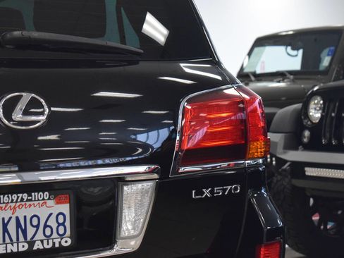 Used 2008 Lexus LX 570 4WD image 22