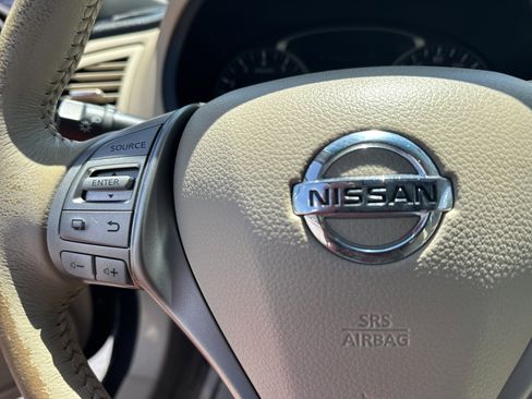 Used 2014 Nissan Altima 2.5 SL w/ Moonroof Package image 24