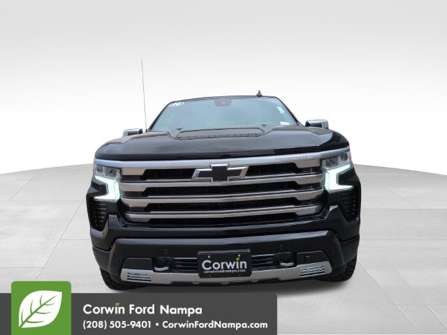 Used 2024 Chevrolet Silverado 1500 High Country AWD/4WD image 8