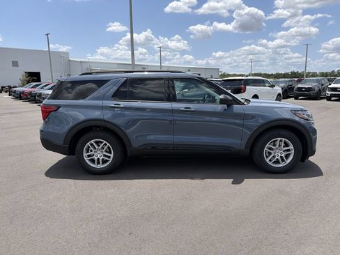New 2026 Ford Explorer Active w/ Active Comfort Package RWD image 3