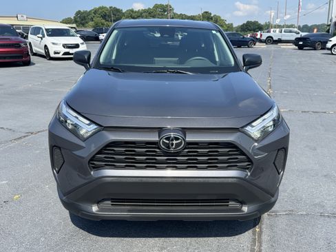 Used 2024 Toyota RAV4 LE FWD image 3