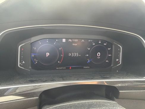 Used 2024 Volkswagen Tiguan SEL R-Line AWD/4WD image 3