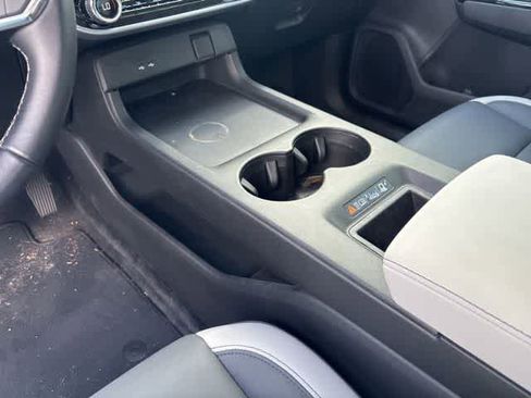 Used 2025 Honda Prologue Touring image 16