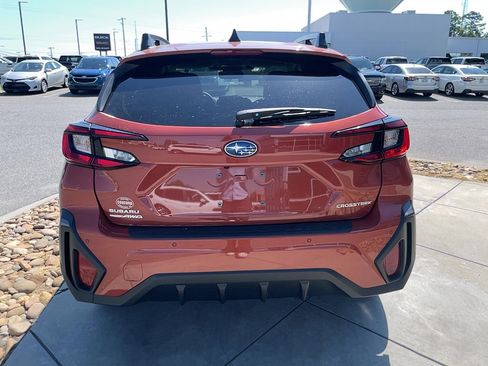 Certified 2025 Subaru Crosstrek 2.5i Limited w/ Popular Package #3A AWD/4WD image 4