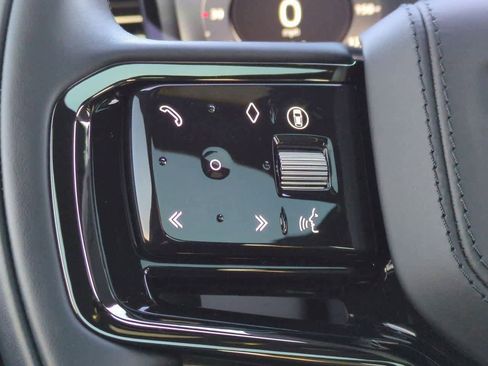 Certified 2025 Land Rover Range Rover Sport Dynamic SE image 25