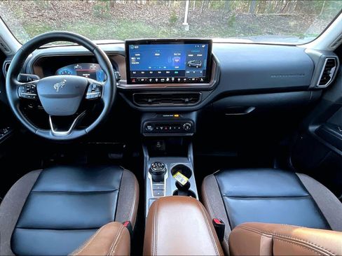 Used 2025 Ford Bronco Sport Outer Banks w/ Outer Banks Tech Package+ image 21