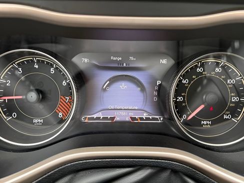 Used 2014 Jeep Cherokee Limited FWD image 15