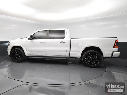 Used 2021 RAM 1500 Laramie AWD/4WD image 3