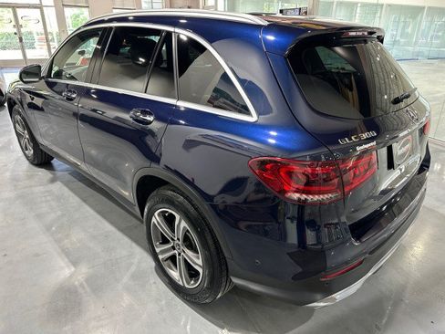 Used 2021 Mercedes-Benz GLC 300 w/ Premium Package image 26