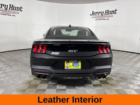 Used 2024 Ford Mustang GT Premium RWD image 7