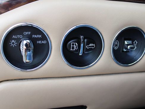 Used 2003 Bentley Arnage T image 8