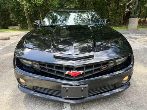 Used 2010 Chevrolet Camaro SS w/ RS Package RWD image 2