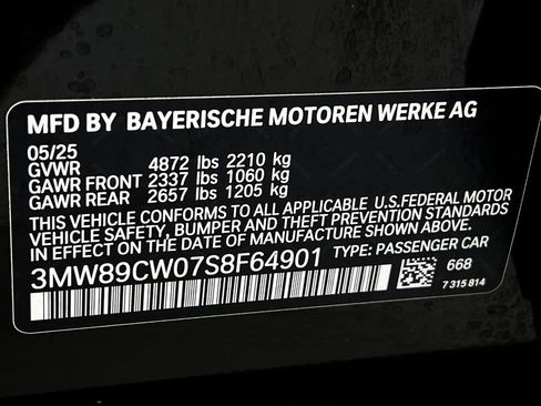 Certified 2025 BMW 330i xDrive 330i xDrive w/ Convenience Package image 23