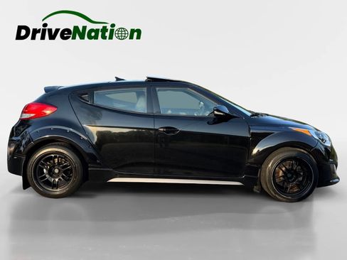 Used 2015 Hyundai Veloster Turbo w/ Option Group 04 FWD image 4