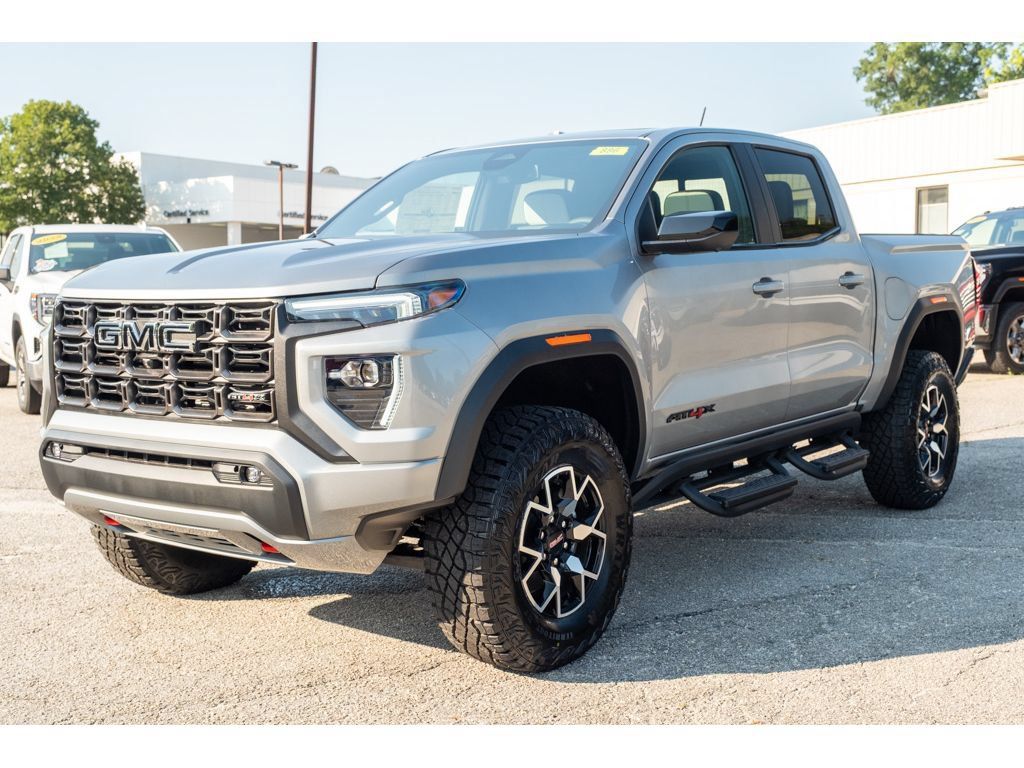 New 2026 GMC Canyon AT4X w/ LPO, Black Badging Package AWD/4WD image 4