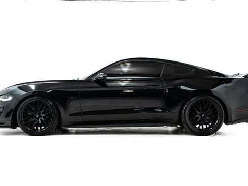 Used 2019 Ford Mustang GT w/ GT Performance Package RWD image 9