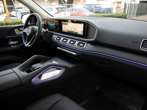 New 2026 Mercedes-Benz GLE 350 4MATIC image 18