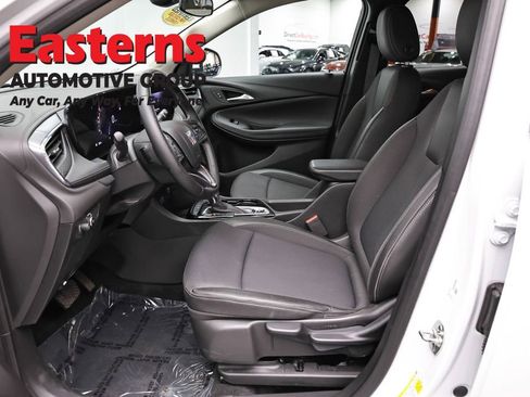 Used 2025 Buick Encore GX Preferred FWD image 14