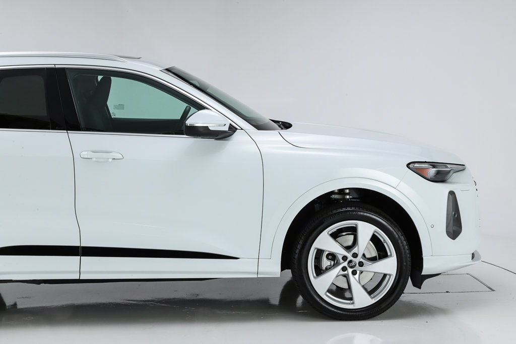 Used 2025 Audi Q5 Premium Plus AWD/4WD image 57