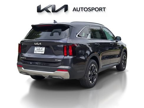 New 2026 Kia Sorento S FWD image 8