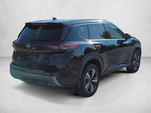 Used 2024 Nissan Rogue SL w/ SL Premium Package image 7