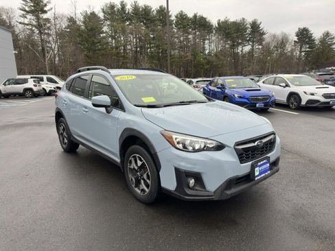 Used 2019 Subaru Crosstrek 2.0i Premium image 3
