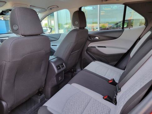 Used 2024 Chevrolet Equinox LT w/ LPO, Floor Liner Package FWD image 30