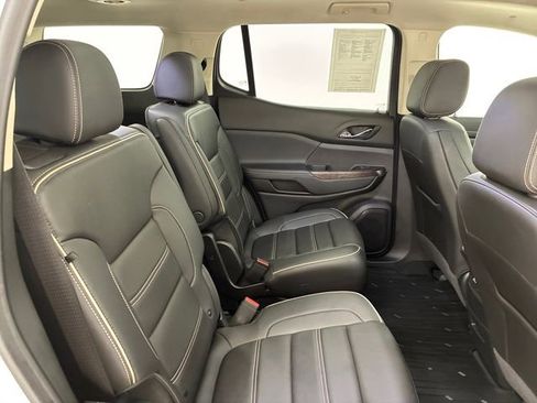 Used 2023 GMC Acadia Denali w/ Denali Ultimate Package AWD/4WD image 16