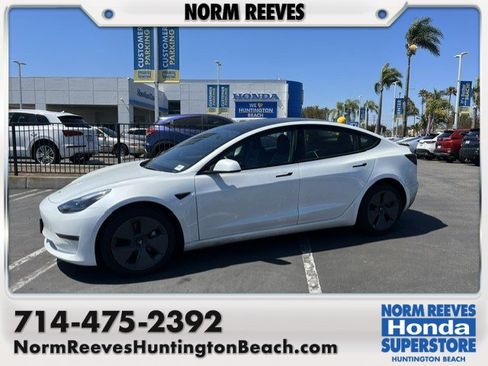 Used 2022 Tesla Model 3 Long Range AWD/4WD image 1