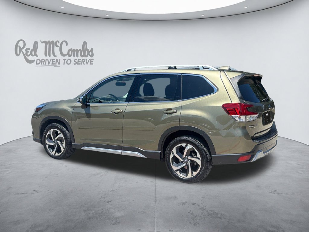 Used 2023 Subaru Forester Touring AWD/4WD image 3
