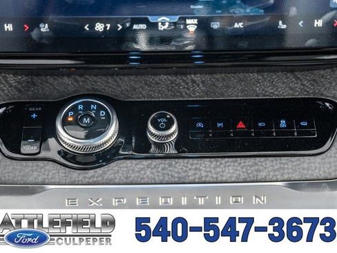 New 2026 Ford Expedition Tremor image 29